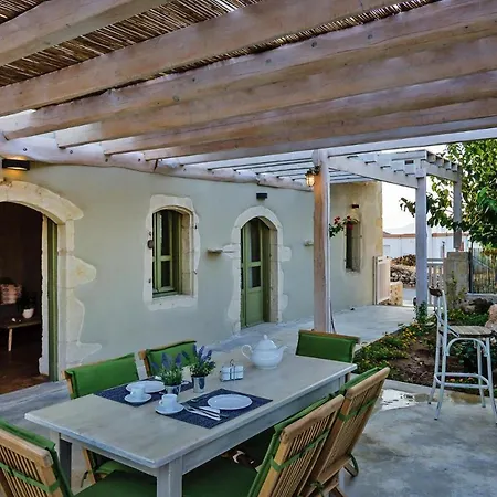 Vakantiehuis House, Castellos