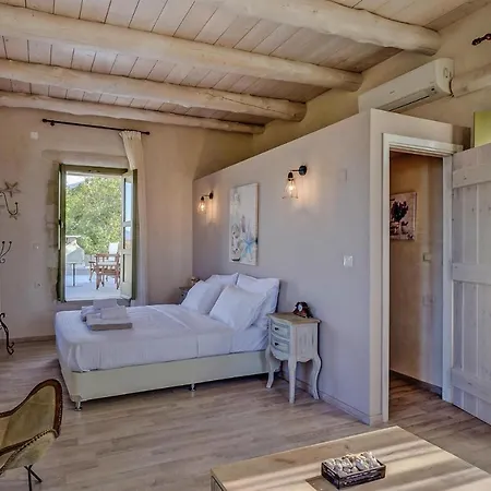 House, Castellos *
